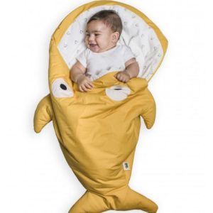 saco-tiburon-amarillo-para-bebes-pollitos_1800x1800